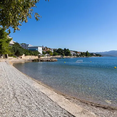 Kala By Interhome Vakantiehuis Maslenica